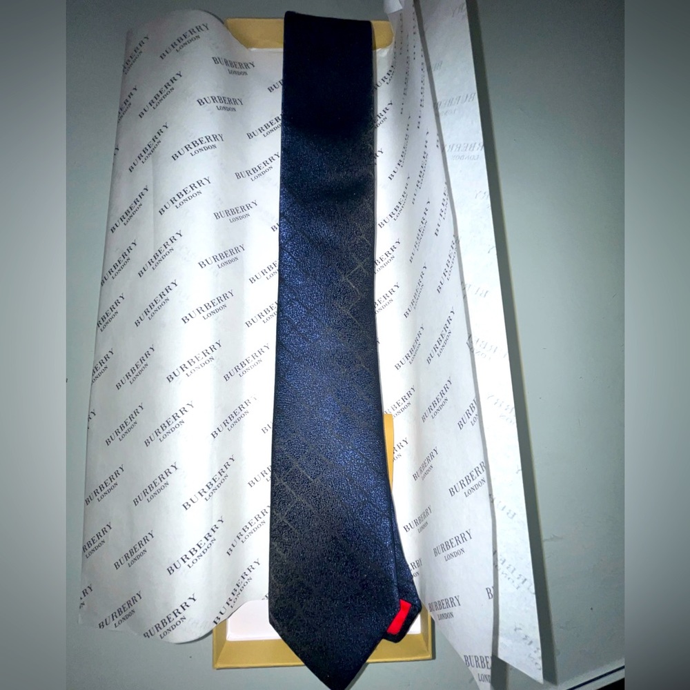 Men’s tie